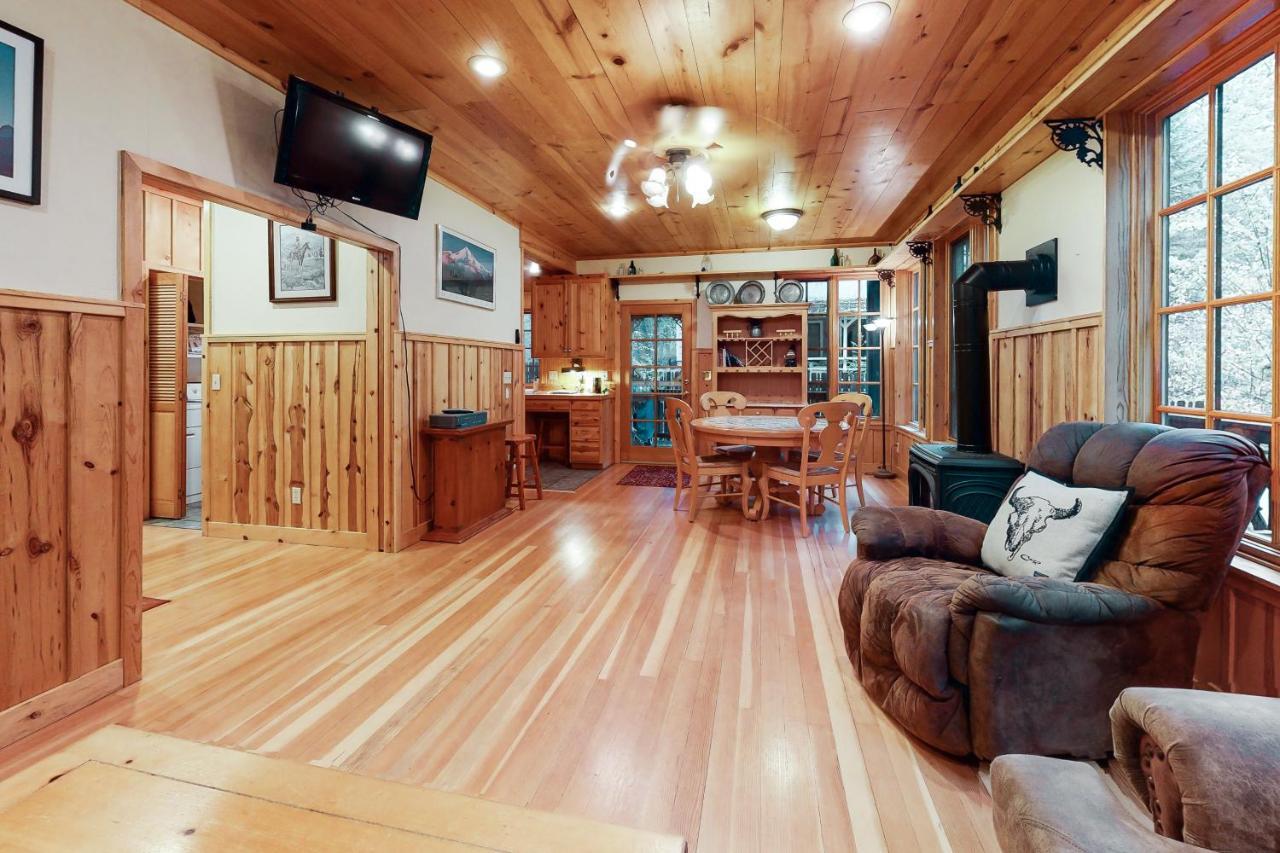Wallowa River House Joseph Esterno foto